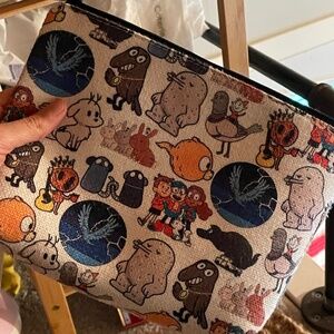 Hilda Netflix show pencil or makeup bag